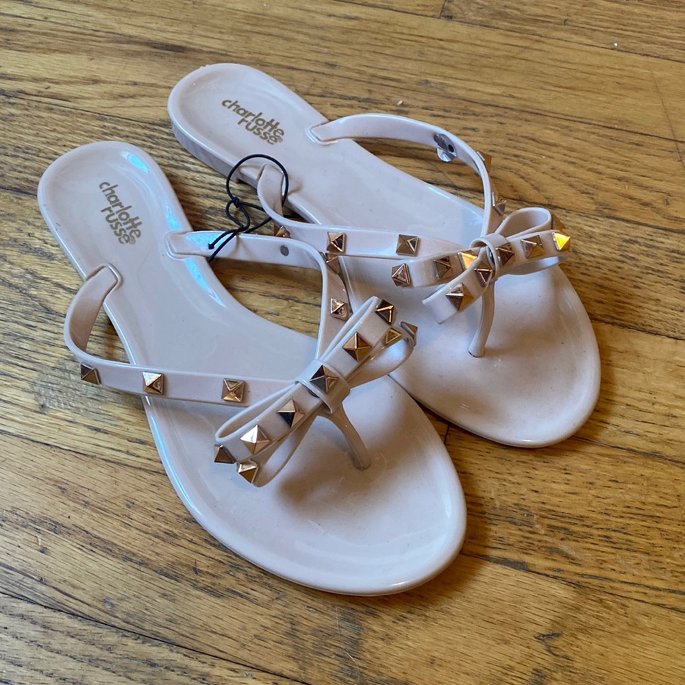 NWT charlotte russe Studded Bow Sandal - 7
